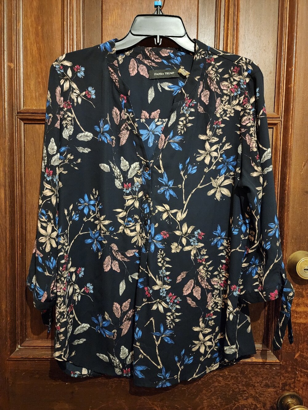 NWOT-Ivanka Trump Floral Printed Woven Tie Sleeve Blouse - Size Large
